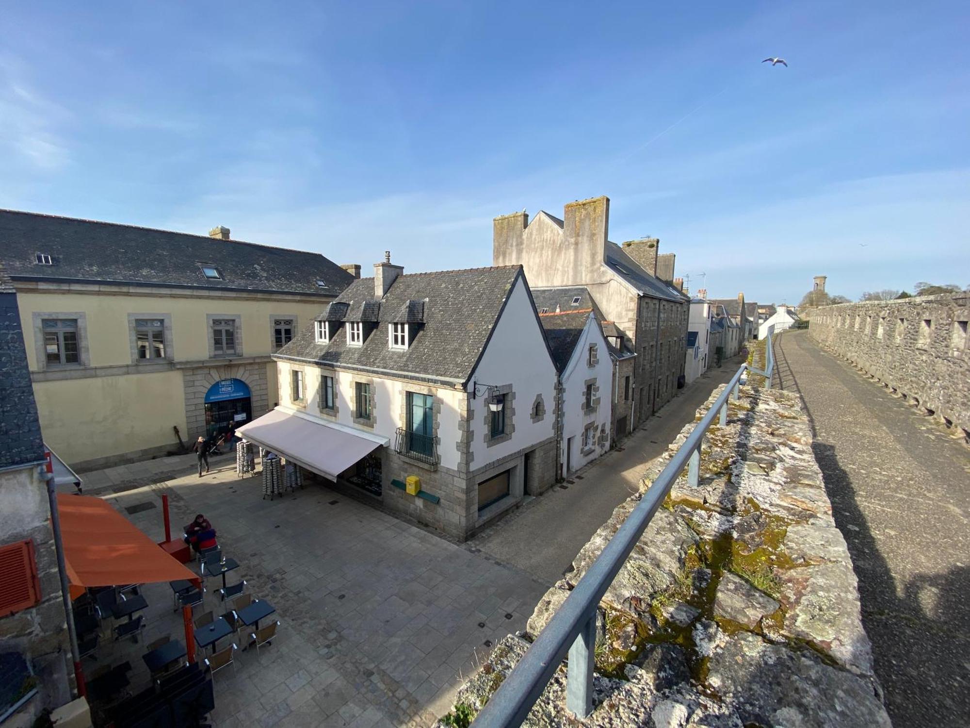 Hotel Camping Des Pierres Debout à Névez Extérieur photo