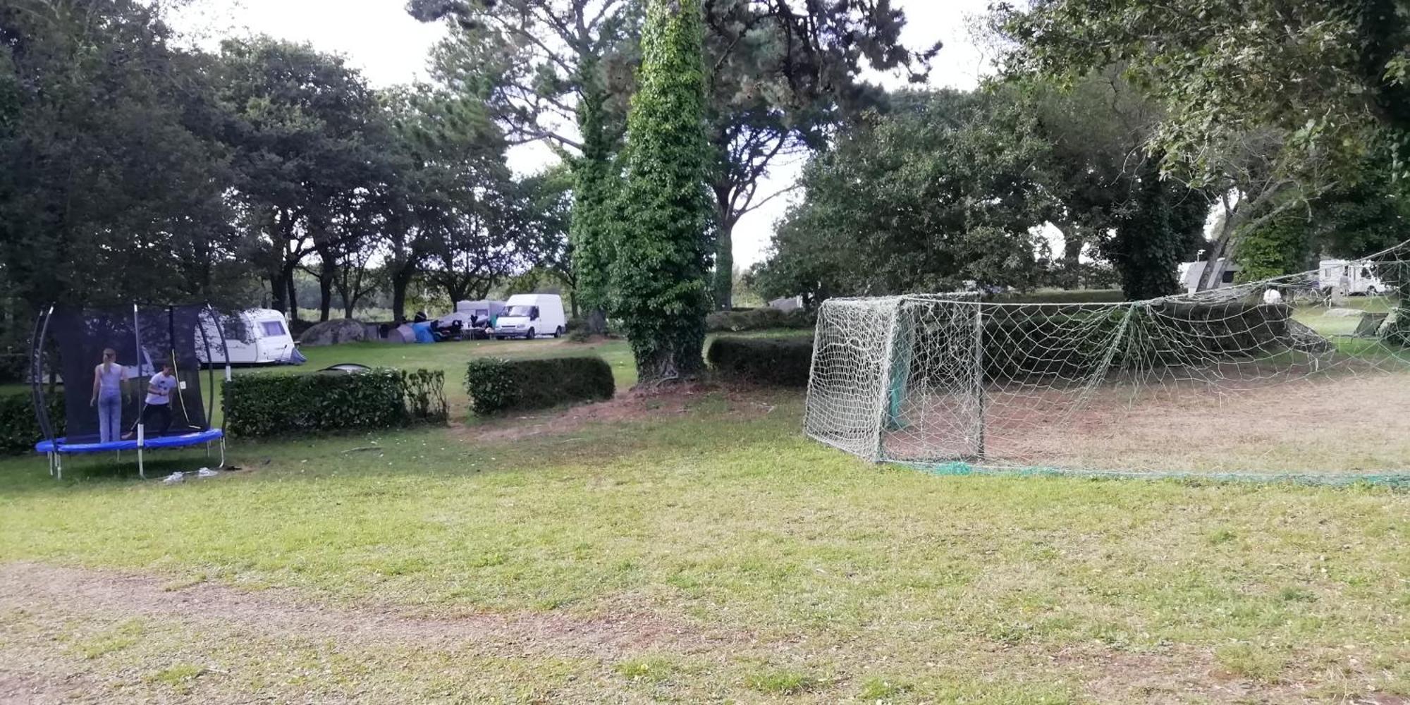 Hotel Camping Des Pierres Debout à Névez Extérieur photo